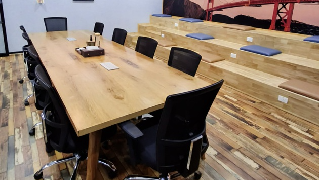10 Seater Conference Room