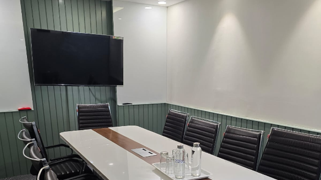 10 Seater Conference Room