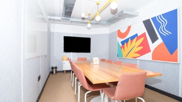 10 Seater Meeting Room