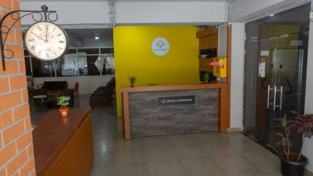 10 Seater Meeting Room