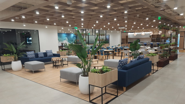 10 Seater Meeting Room 