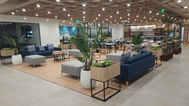 10 Seater Meeting Room