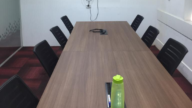 10 Seater Meeting Room