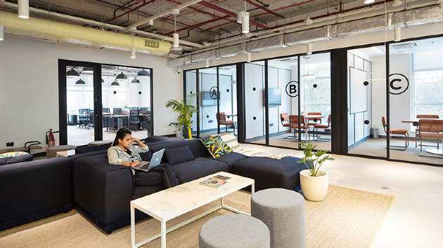 10 Seater Meeting Room