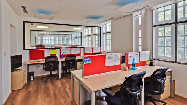 10 Seater Private Cabin