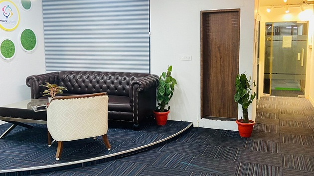 GoOffice 7465 4 Seater Private Cabin