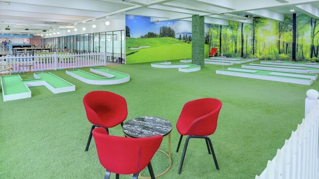 10 Seater Private Cabin 