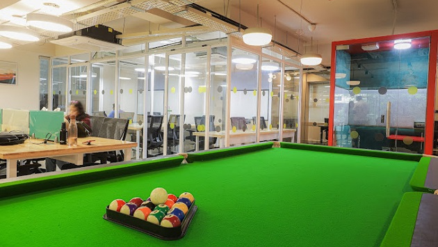 10 Seater Private Cabin 