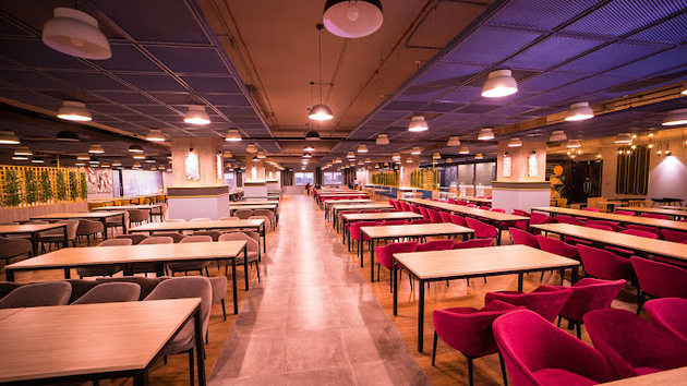 10 Seater Private Cabin