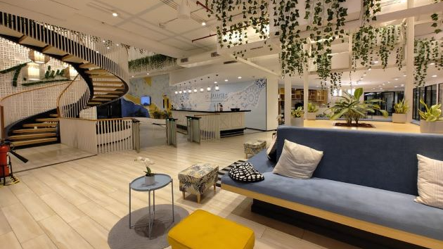 10 Seater Private Cabin