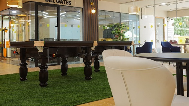 10 Seater Private Cabin 