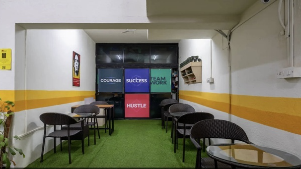 10 Seater Private Cabin