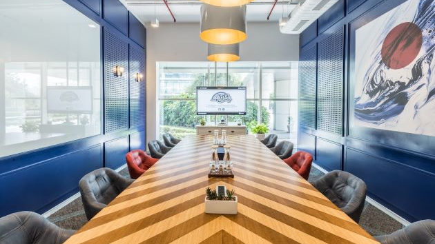 10 Seater Private Cabin