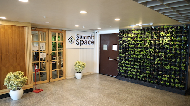 4 Seater Meeting Room