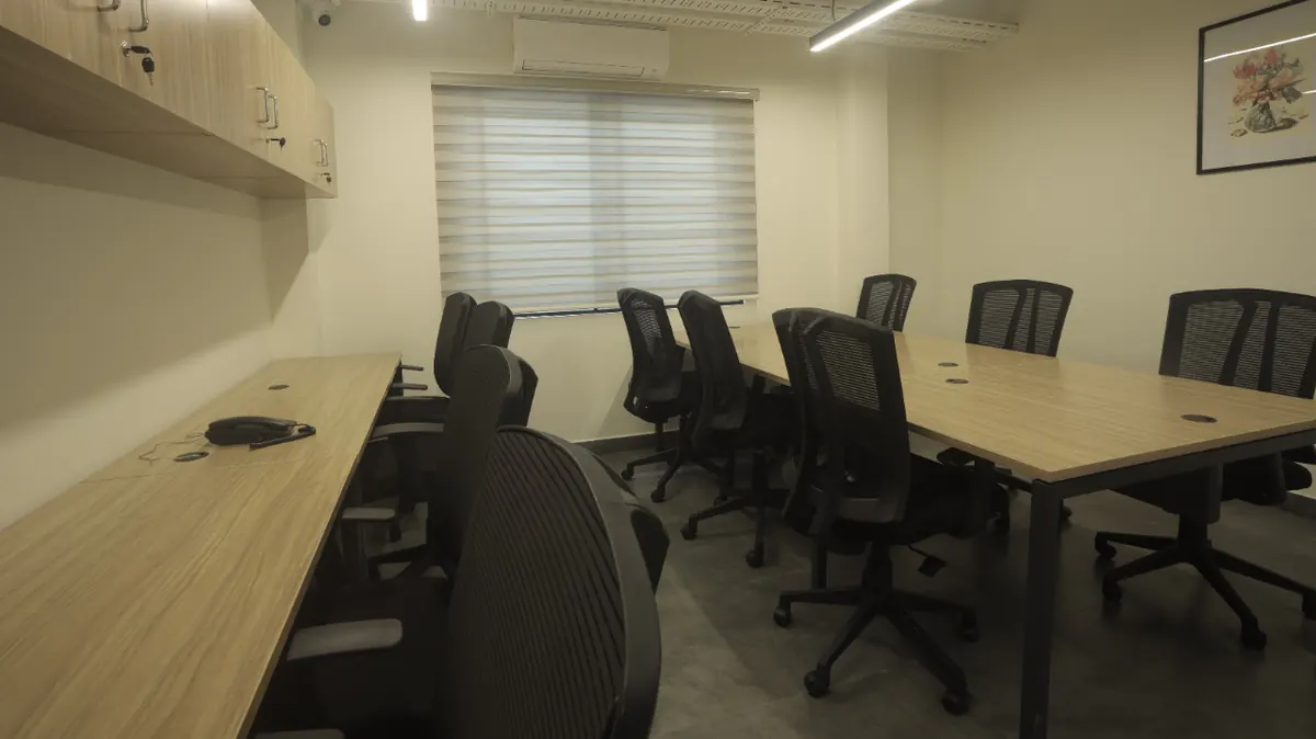 10 seater Private Cabin in Edappally - InnerSpace Coworking Edapally | GoOffice 4198