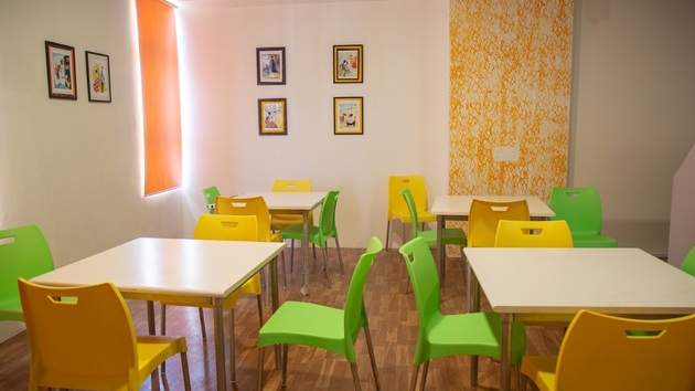 11 Seater Private Cabin