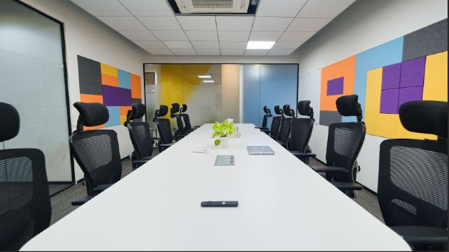 12 Seater Conference Room 