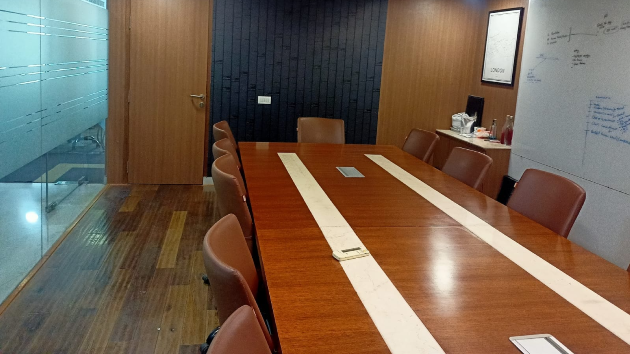GoSpace 8102 12 Seater Conference Room
