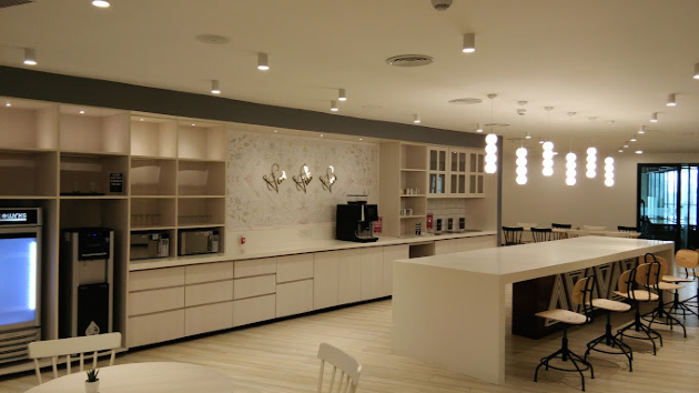 12 Seater Meeting Room