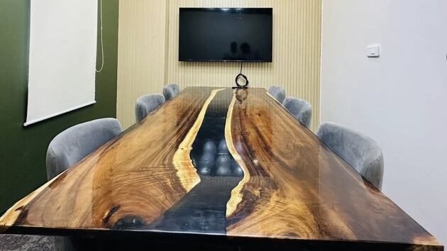 14 Seater Private Cabin