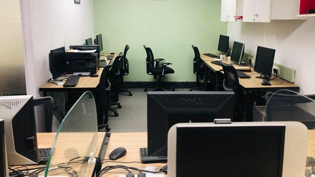 14 Seater Private Cabin