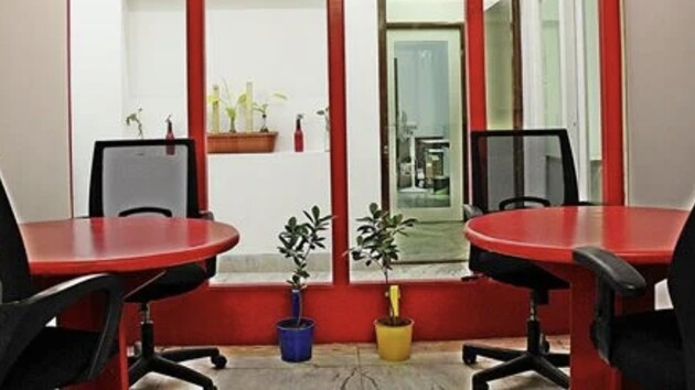 15 Seater Private Cabin 