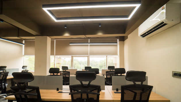 15 Seater Private Cabin