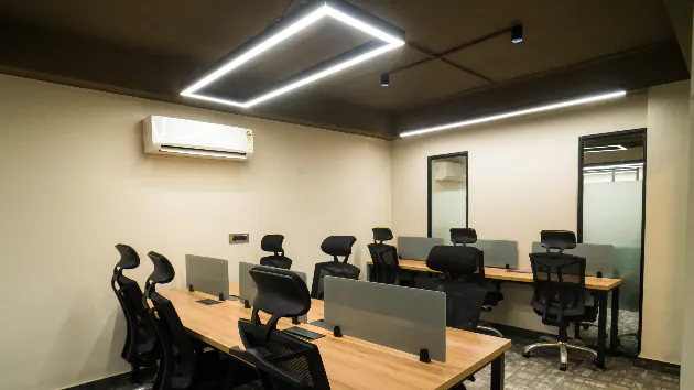15 Seater Private Cabin in Paschim Vihar - OfficeValle Coworking | GoOffice 7569