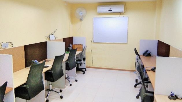 8 Seater Private Cabin