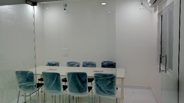 8 Seater Meeting Room