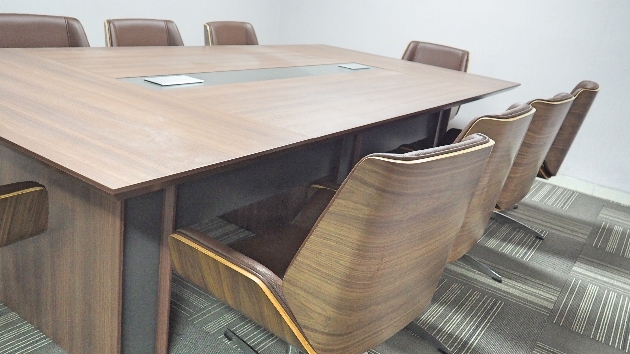 10 Seater Meeting Room