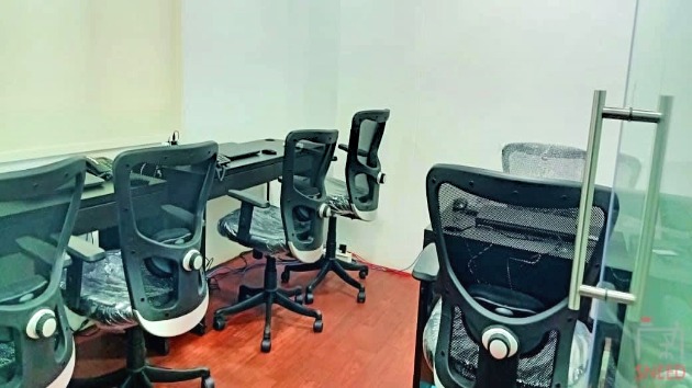 4 Seater Private Cabin