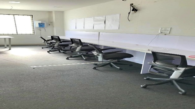 10 Seater Private Cabin