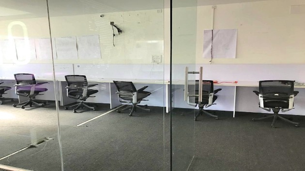 10 Seater Private Cabin