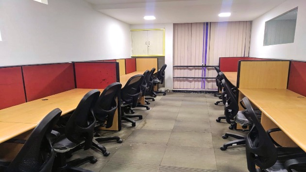 15 Seater Private Cabin 