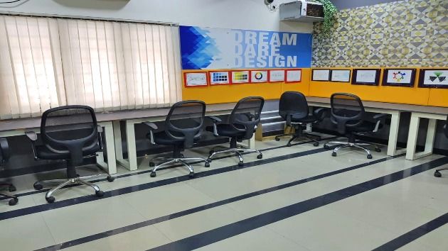 GoOffice 1228 Dedicated Desks 