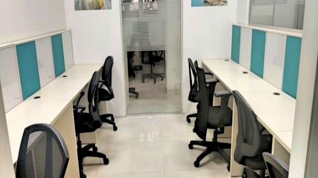 8 Seater Private Cabin