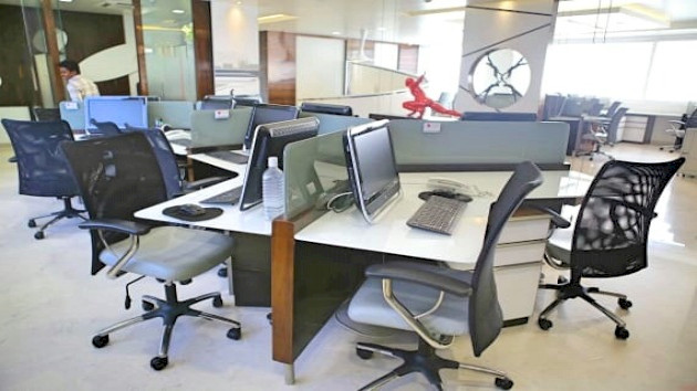 GoOffice 5025 Dedicated Desks 