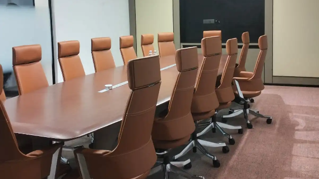 16 Seater Conference Room in Sector 27 - Incuspaze HQ-27 | GoSpace 9052