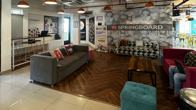 16 Seater Meeting Room