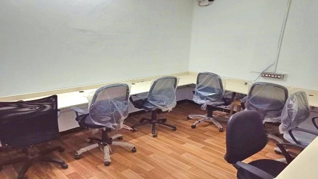 10 Seater Private Cabin