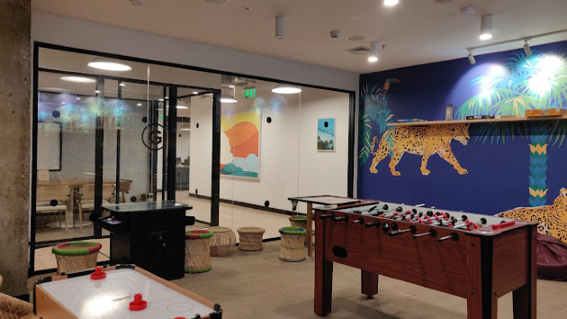 GoSpace 8629 10 Seater Meeting Room