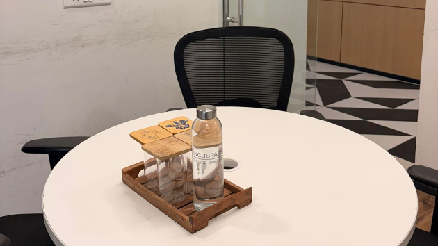 2 Seater Meeting Room