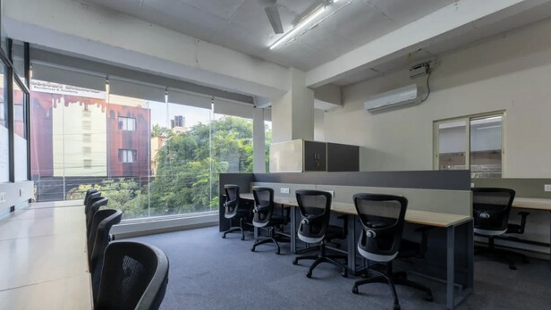 20 Seater Private Cabin