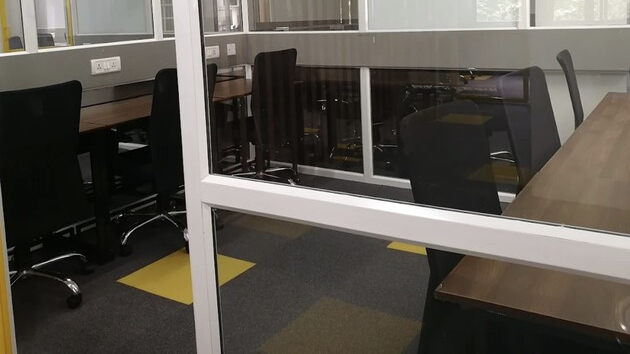 22 Seater Private Cabin