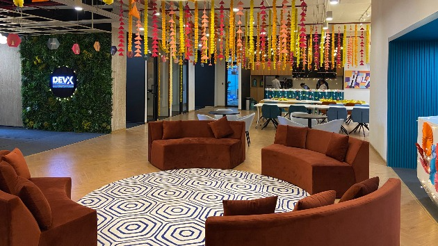 GoSpace 7939 3 Seater Discussion Room