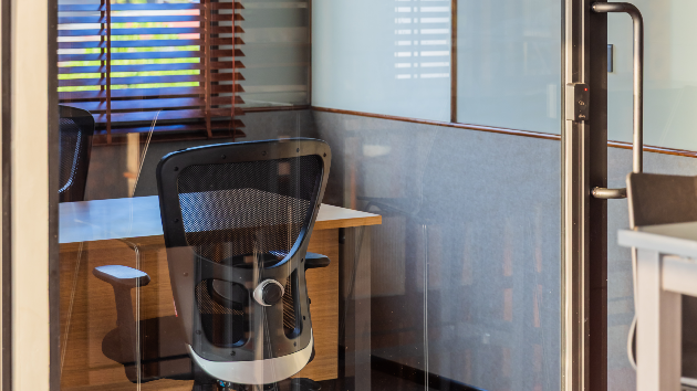 3 Seater Meeting Room