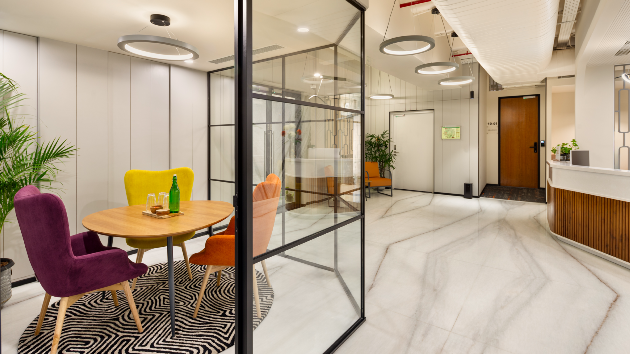 3 Seater Meeting Room