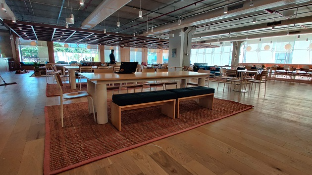 GoSpace 20384 18 Seater Meeting Room