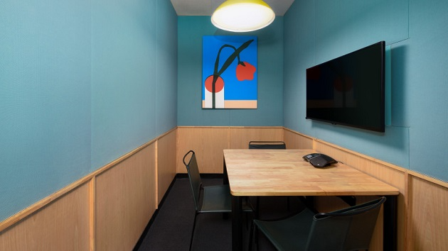 GoSpace 20229 3 Seater Meeting Room